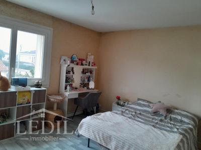 For sale Condom 4 rooms 72 m2 Gers (32100) photo 3