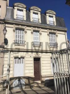 For sale Chatellerault 9 rooms 191 m2 Vienne (86100) photo 1