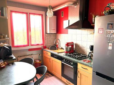 For sale Saint-etienne 3 rooms 68 m2 Loire (42100) photo 4