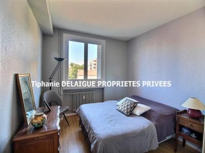 For sale Saint-etienne 4 rooms 67 m2 Loire (42000) photo 3