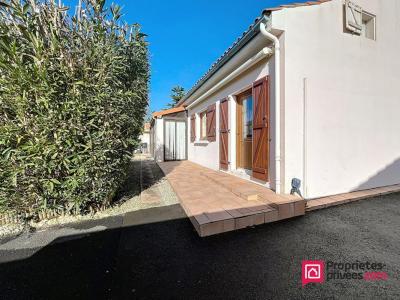 For sale Saint-xandre 5 rooms 90 m2 Charente maritime (17138) photo 1