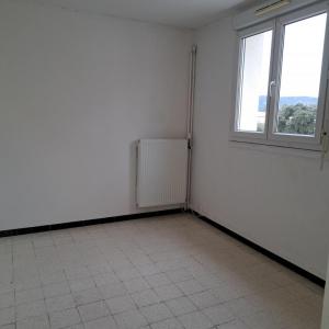 For rent Londe-les-maures 4 rooms 75 m2 Var (83250) photo 4