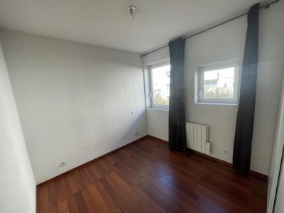 For sale Pau 1 room 36 m2 Pyrenees atlantiques (64000) photo 3