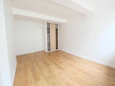 Louer Appartement 98 m2 Saint-etienne