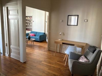 For rent Lyon-6eme-arrondissement 2 rooms 64 m2 Rhone (69006) photo 1