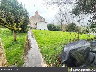 For sale 8 rooms 104 m2 Vendee (85390) photo 1