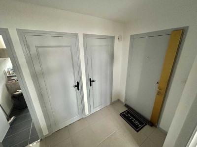 For sale Saint-etienne 3 rooms 60 m2 Loire (42100) photo 3