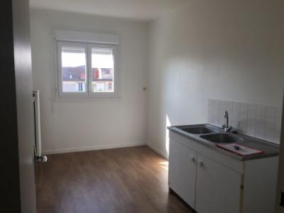 Louer Appartement 56 m2 Saint-amand-montrond