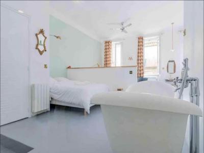 Louer Appartement Marseille-7eme-arrondissement 950 euros