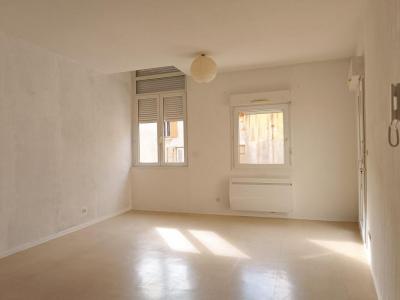 For sale Narbonne 3 rooms 74 m2 Aude (11100) photo 2