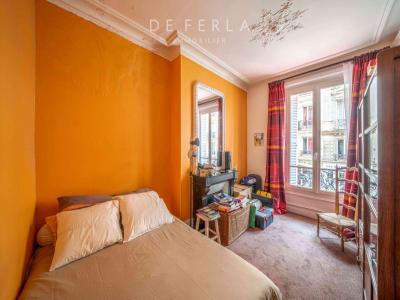 For sale Paris-10eme-arrondissement 5 rooms 118 m2 Paris (75010) photo 3