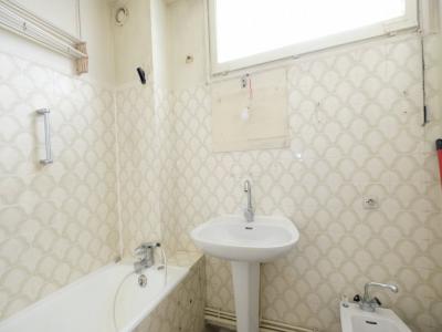 For sale Saint-etienne 4 rooms 89 m2 Loire (42000) photo 4