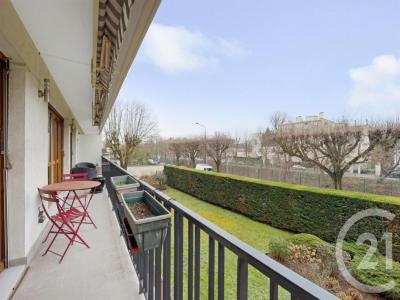 For sale Fontenay-sous-bois 6 rooms 122 m2 Val de Marne (94120) photo 2