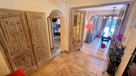 For sale Muy 5 rooms 148 m2 Var (83490) photo 3