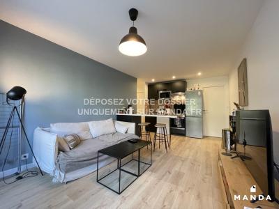 For rent Pessac 5 rooms 10 m2 Gironde (33600) photo 0