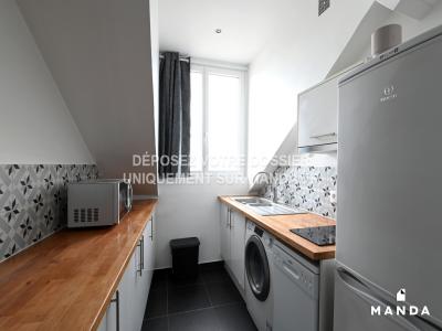 For rent Courbevoie 1 room 19 m2 Hauts de Seine (92400) photo 4