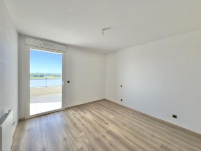 For sale PORT MARIANNE  RIVES DU L 5 rooms 141 m2 Herault (34000) photo 4