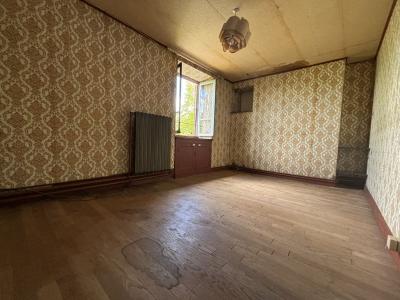 For sale CENTRE HISTORIQUE 7 rooms 118 m2 Creuse (23600) photo 4