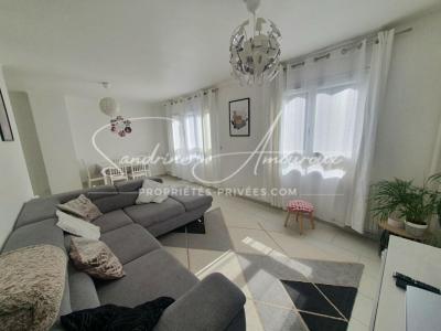 For sale Sartrouville 4 rooms 63 m2 Yvelines (78500) photo 2