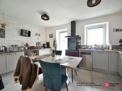 For sale Plaine 5 rooms 105 m2 Maine et loire (49360) photo 3