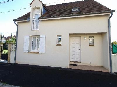 For sale 5 rooms 81 m2 Oise (60180) photo 0