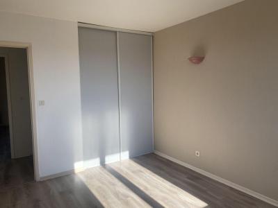 For sale QUARTIER DE LA MALADRERIE 4 rooms 86 m2 Tarn (81000) photo 4