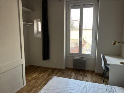 Louer Appartement 69 m2 Lyon-7eme-arrondissement