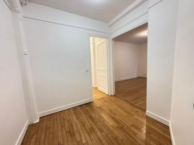 For rent Paris-15eme-arrondissement 2 rooms 49 m2 Paris (75015) photo 3