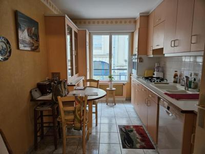 For sale Angers 5 rooms 123 m2 Maine et loire (49000) photo 4