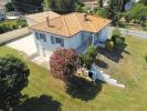 For sale House Aigre  122 m2 5 pieces