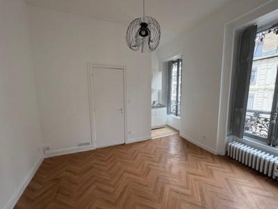 Annonce Location 2 pices Appartement Lyon-2eme-arrondissement 69