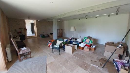 For sale 5 rooms 246 m2 Lot (46230) photo 2