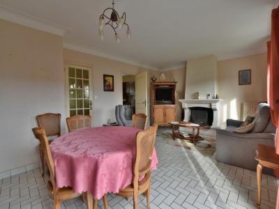 For sale QUARTIER DES RICHARDIERES 5 rooms 83 m2 Maine et loire (49300) photo 2