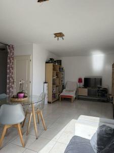 For sale QUARTIER CALME 4 rooms 89 m2 Herault (34530) photo 2