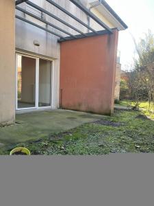 For sale CROIX DAURADE 3 rooms 75 m2 Haute garonne (31200) photo 2