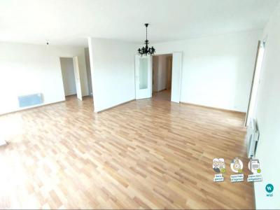 For rent Meru 5 rooms 111 m2 Oise (60110) photo 0