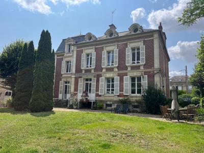 For sale Mouy 7 rooms 421 m2 Oise (60250) photo 0