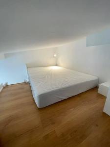 For rent Paris-12eme-arrondissement 1 room 17 m2 Paris (75012) photo 3