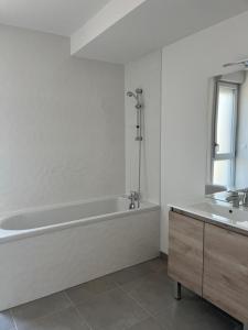 For rent Mouvaux 75 m2 Nord (59420) photo 3