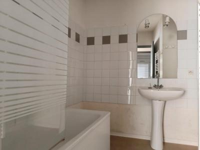 For sale Narbonne 3 rooms 74 m2 Aude (11100) photo 4