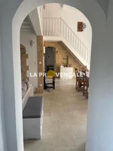 For sale Pourrieres 5 rooms 108 m2 Var (83910) photo 2