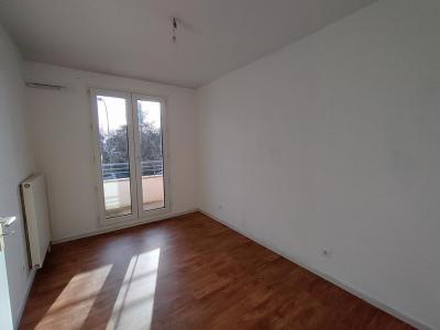 For sale Noyon 4 rooms 72 m2 Oise (60400) photo 3