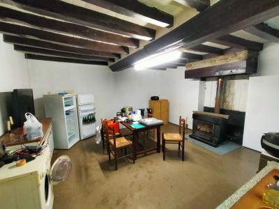 For sale 3 rooms 44 m2 Mayenne (53700) photo 0