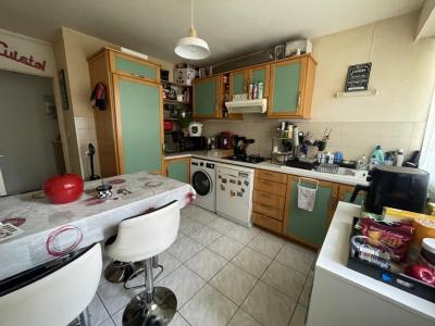 For sale Millau 3 rooms 96 m2 Aveyron (12100) photo 1