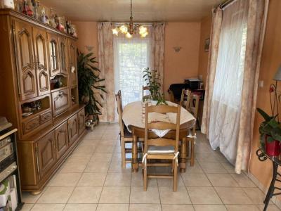 For sale Millau 4 rooms 100 m2 Aveyron (12100) photo 2