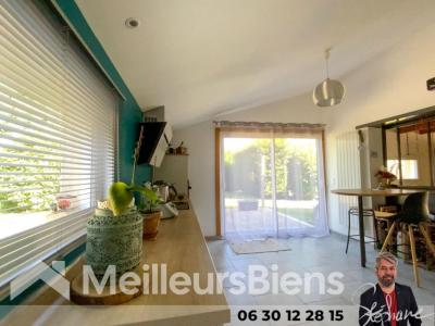 For sale Montendre 4 rooms 101 m2 Charente maritime (17130) photo 3