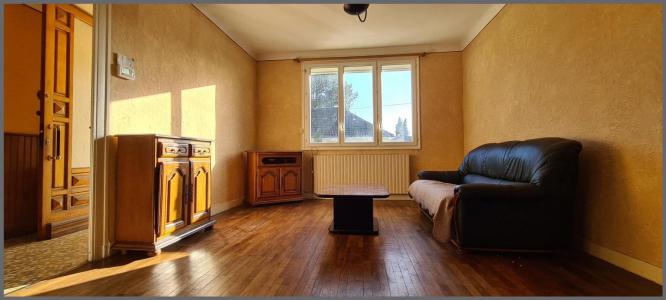 For sale Bressuire 6 rooms 73 m2 Deux sevres (79300) photo 2