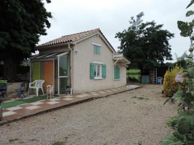 For rent Pineuilh 3 rooms 70 m2 Gironde (33220) photo 1