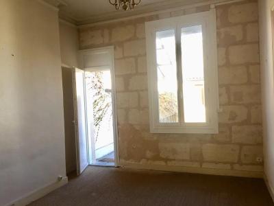 For rent Bordeaux 1 room 40 m2 Gironde (33000) photo 0