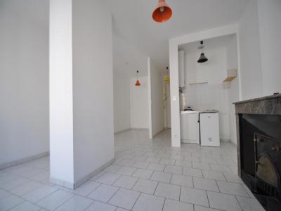 For rent Lyon-6eme-arrondissement 1 room 32 m2 Rhone (69006) photo 0